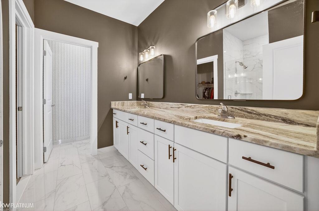 51624 Creek View Drive, Chesterfield, MI, 48051