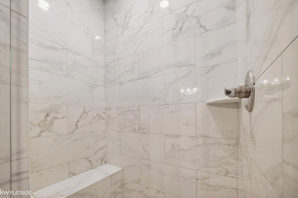 51624 Creek View Drive, Chesterfield, MI, 48051