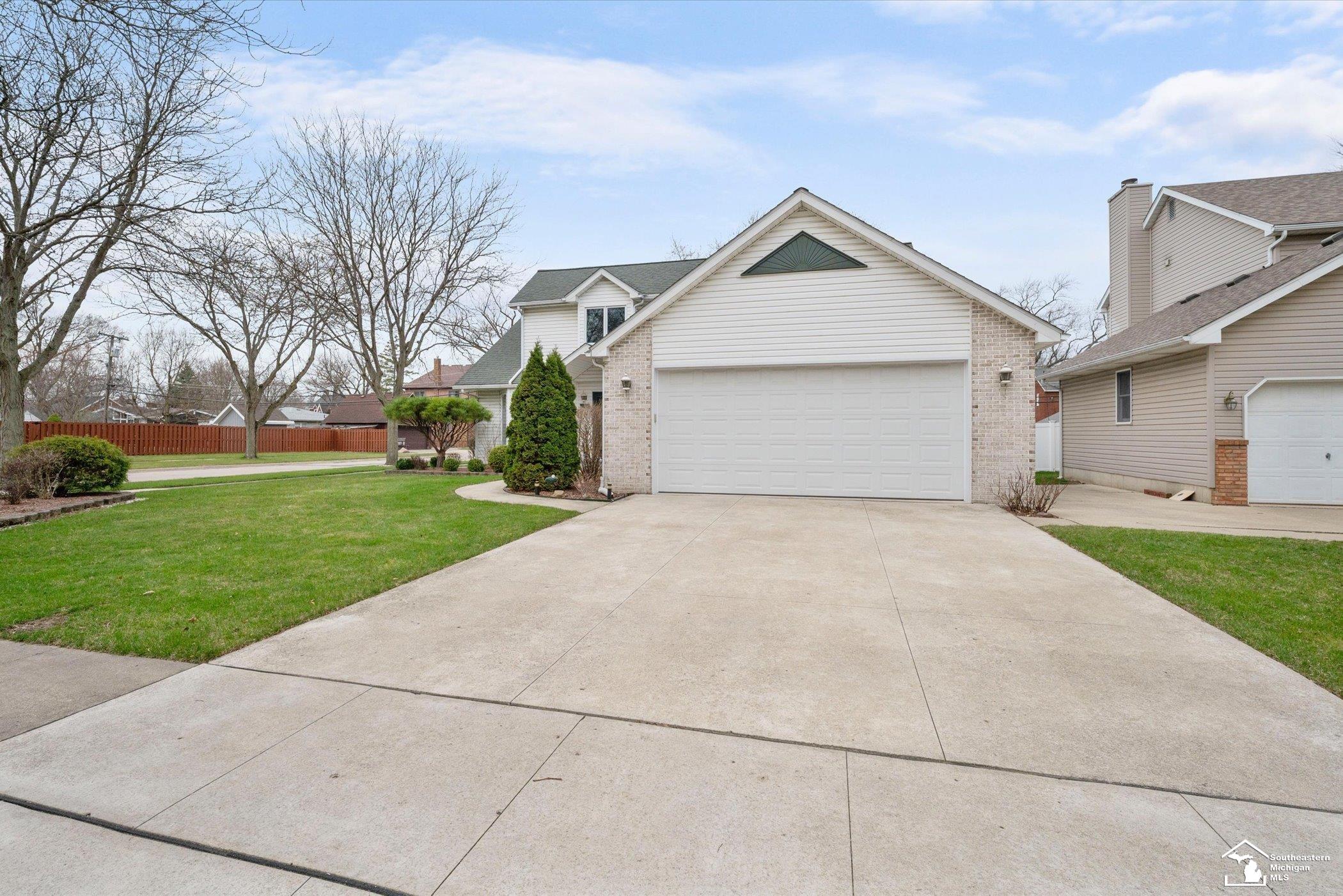 730 Jennie Place Road, Monroe, MI, 48161