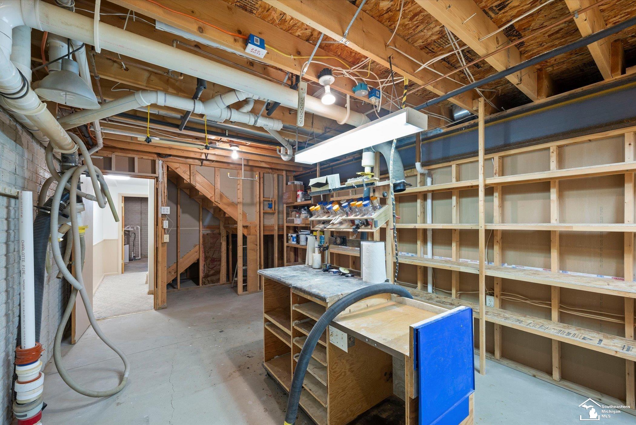 730 Jennie Place Road, Monroe, MI, 48161