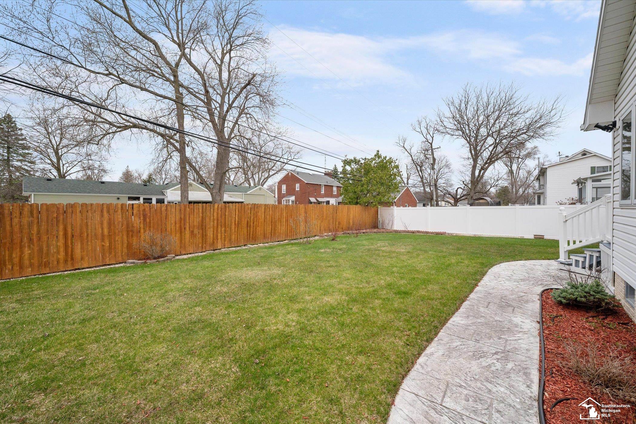 730 Jennie Place Road, Monroe, MI, 48161