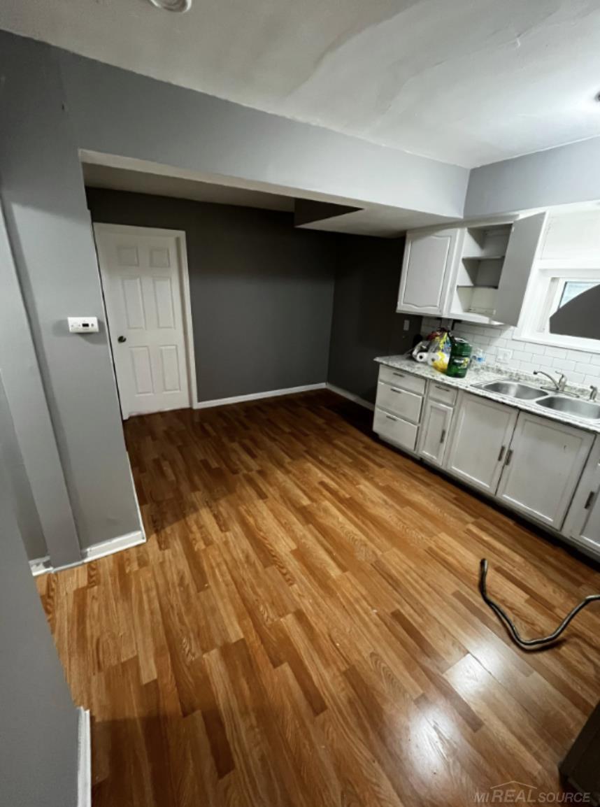 8647 Chalmers Avenue, Warren, MI, 48089