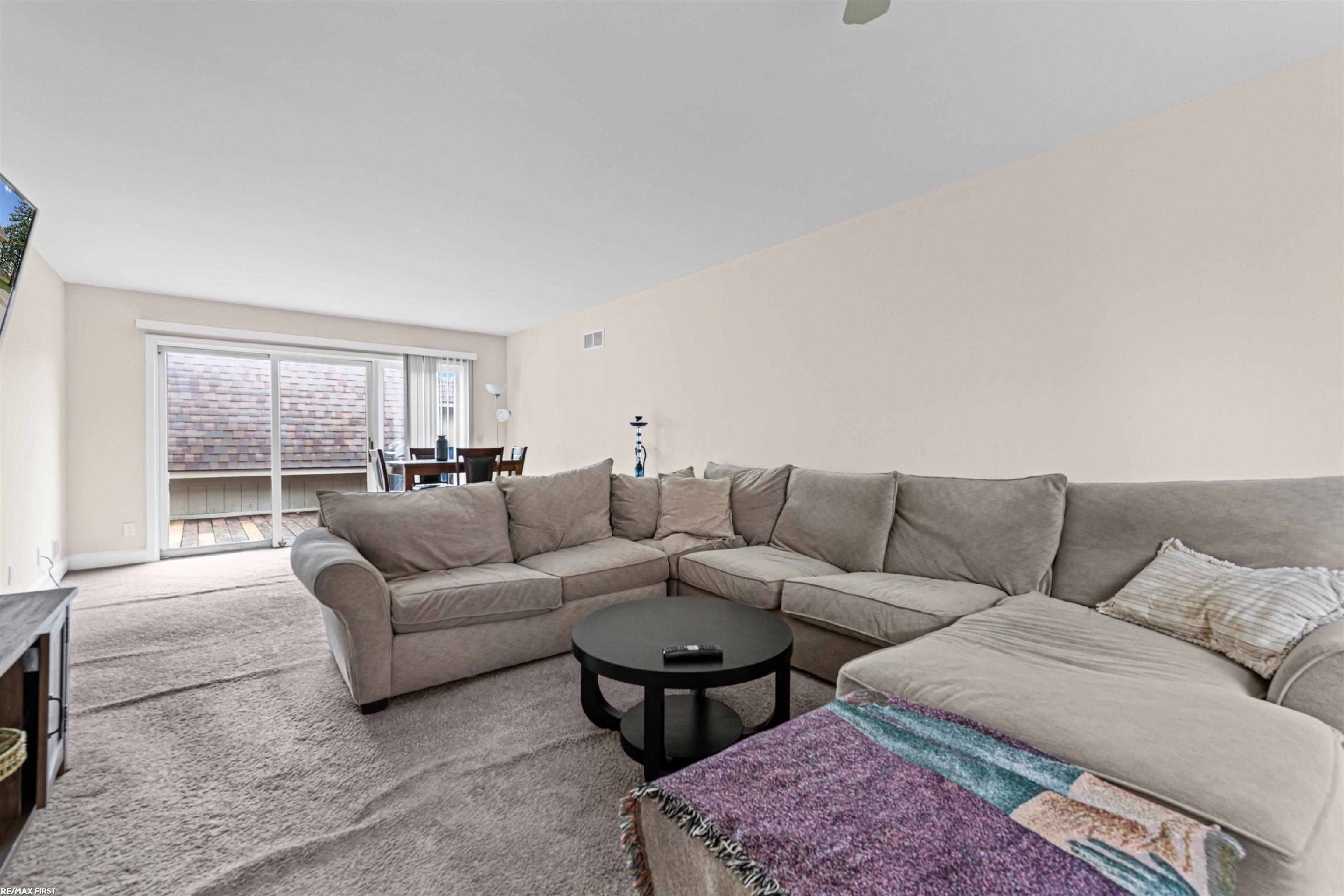 42375 Lochmoor Street, Clinton Township, MI, 48038