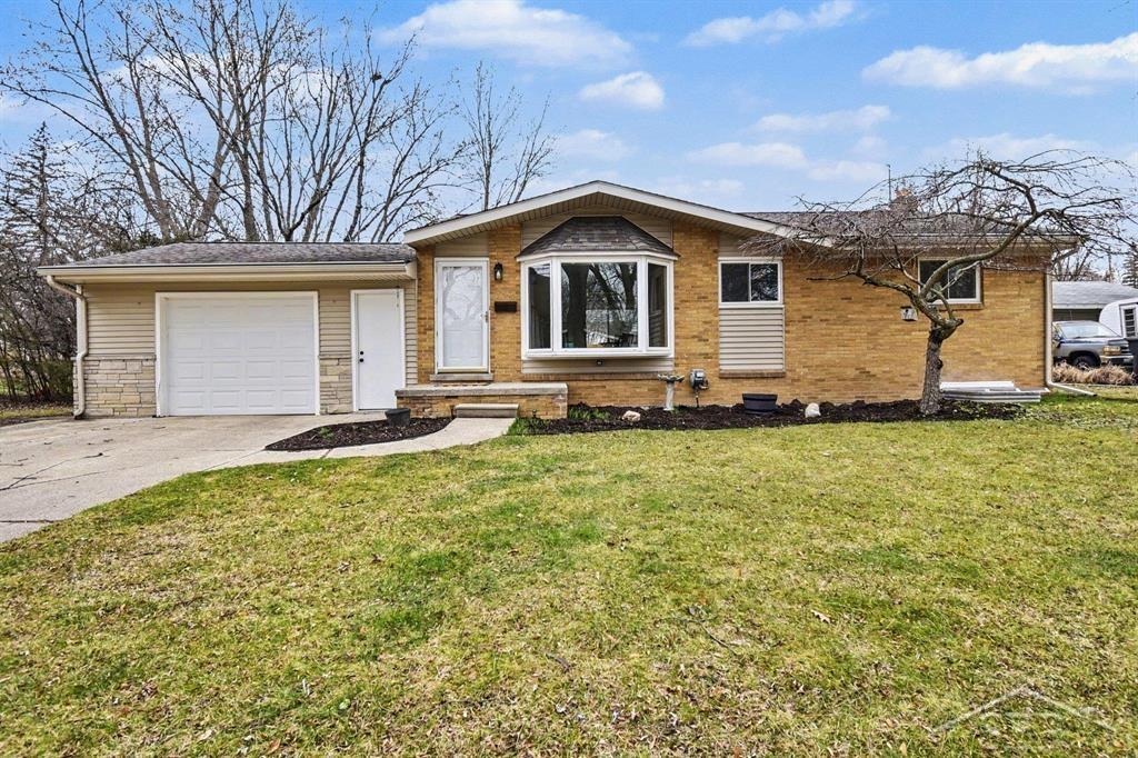 413 Wilson Drive, Midland, MI, 48642