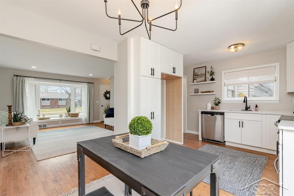 413 Wilson Drive, Midland, MI, 48642