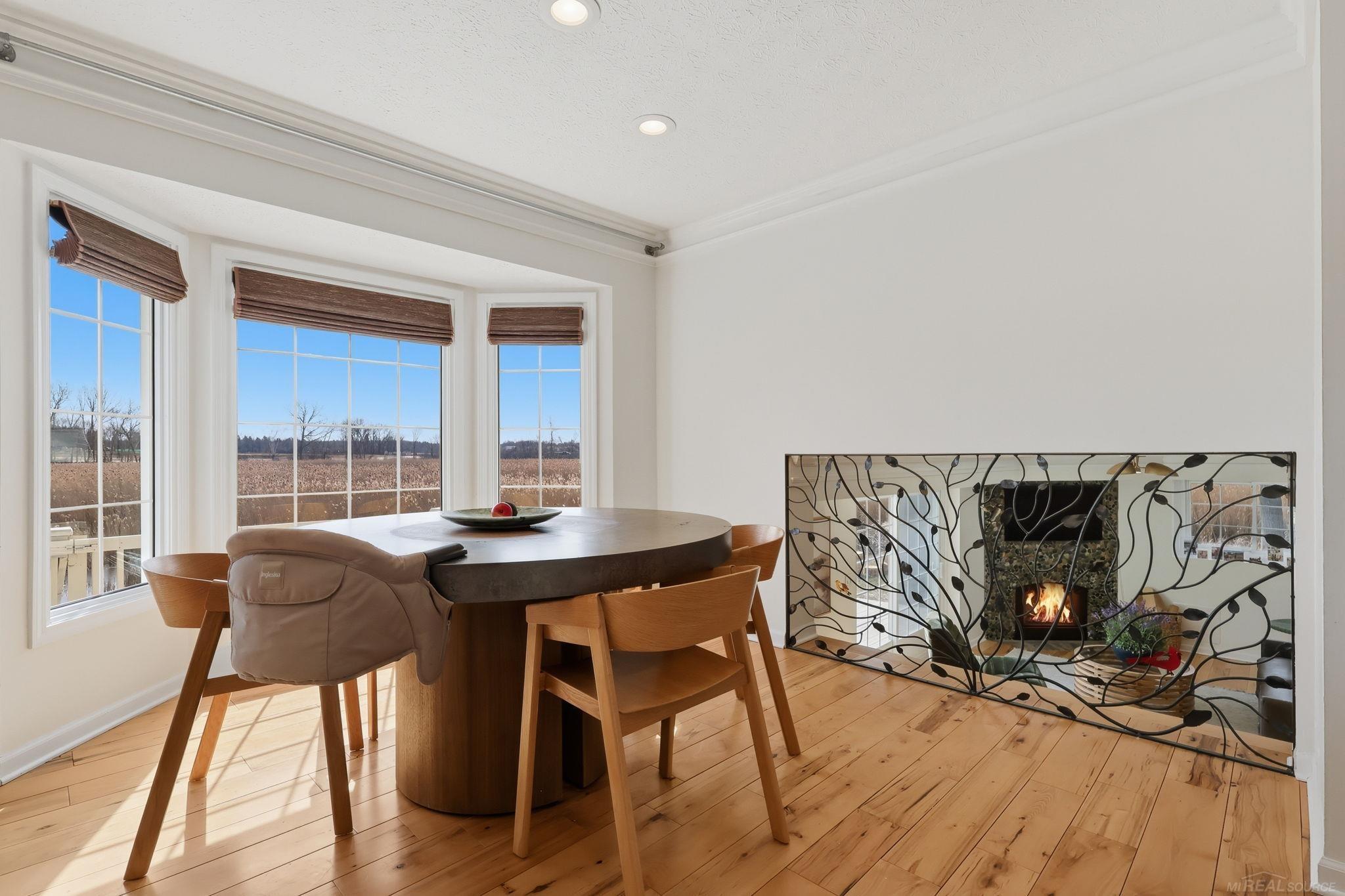 495 Lakes Edge Drive, Oxford, MI, 48371