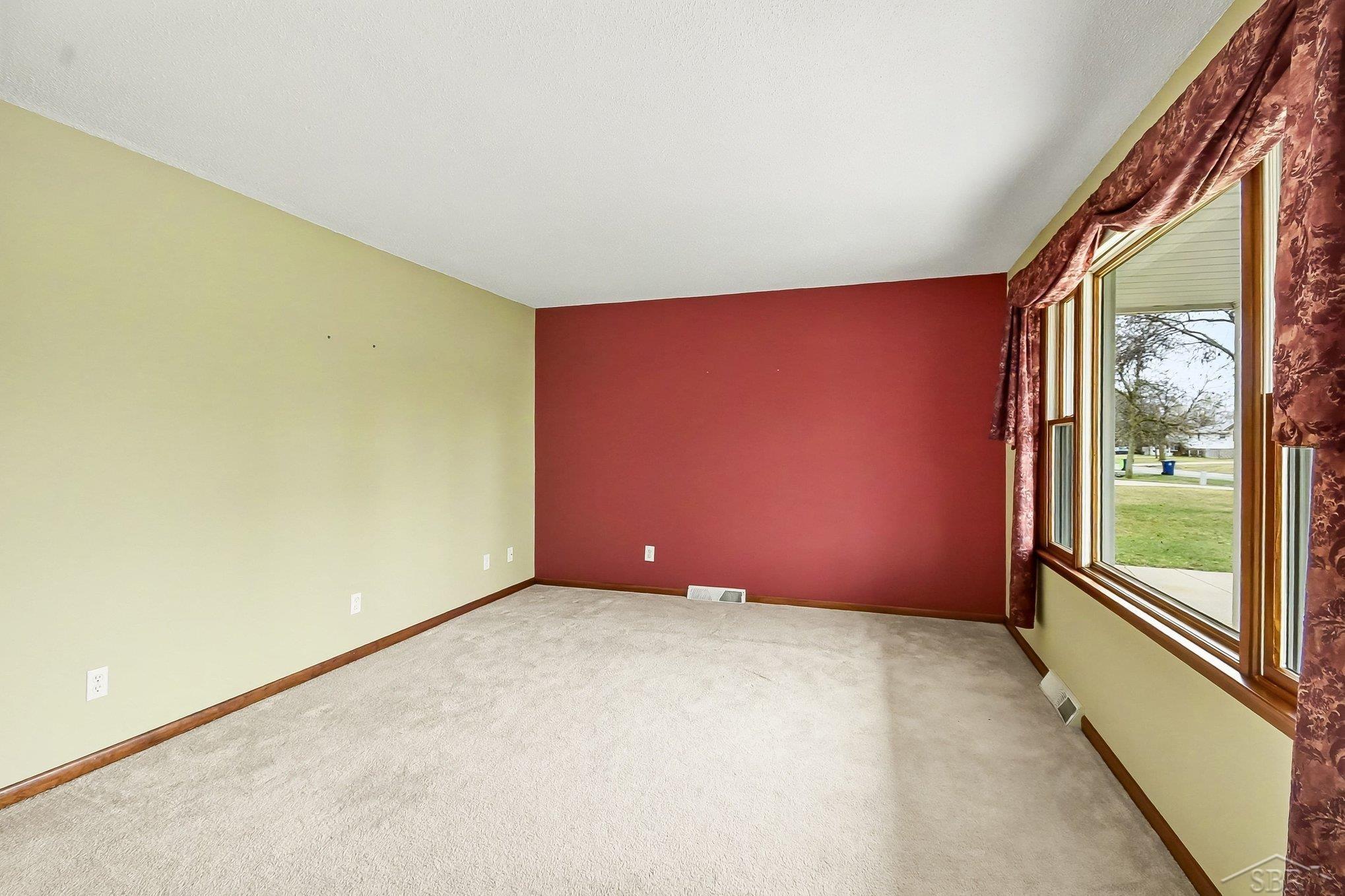 531 W Dawn Drive, Freeland, MI, 48623