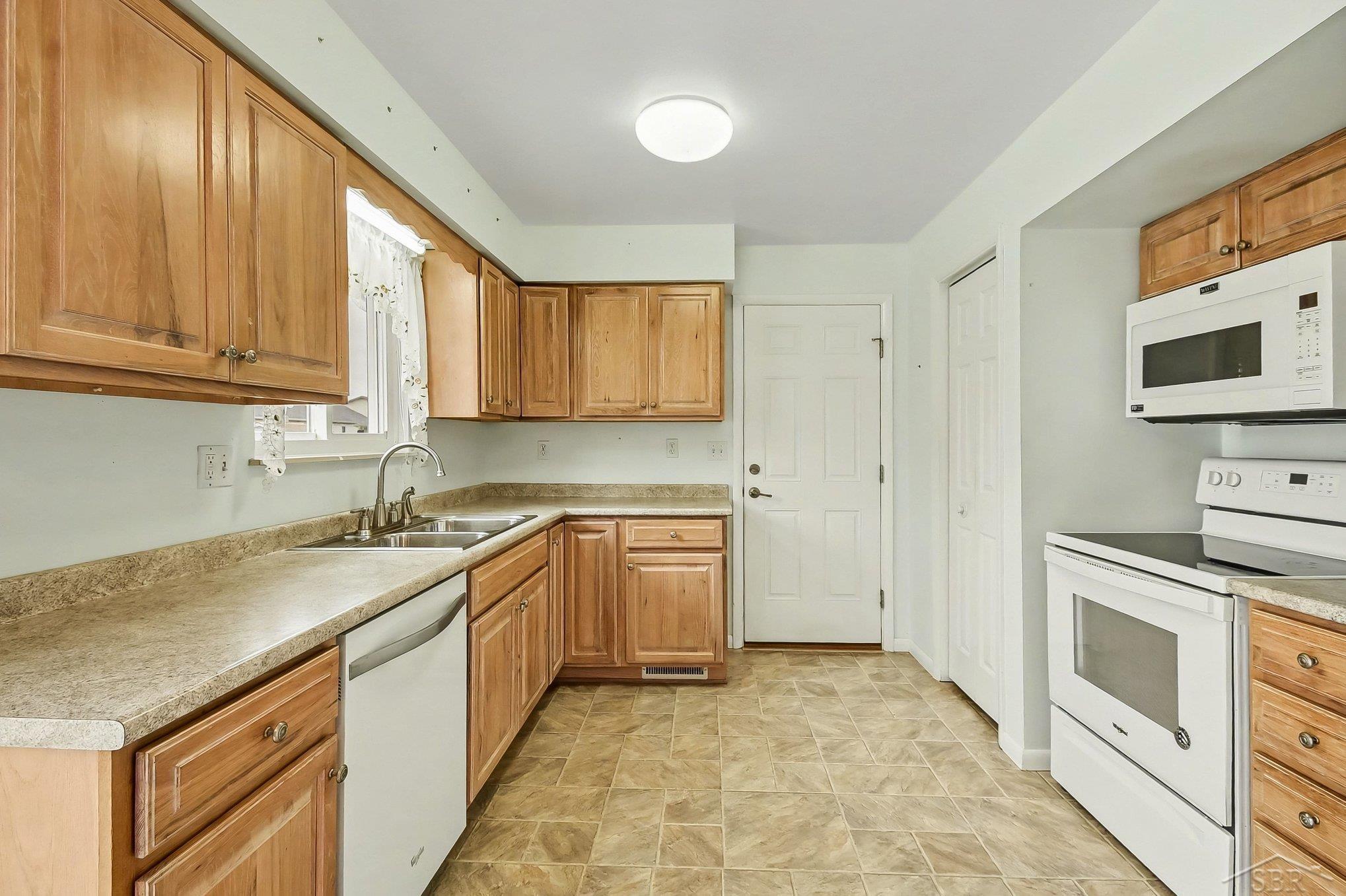 531 W Dawn Drive, Freeland, MI, 48623