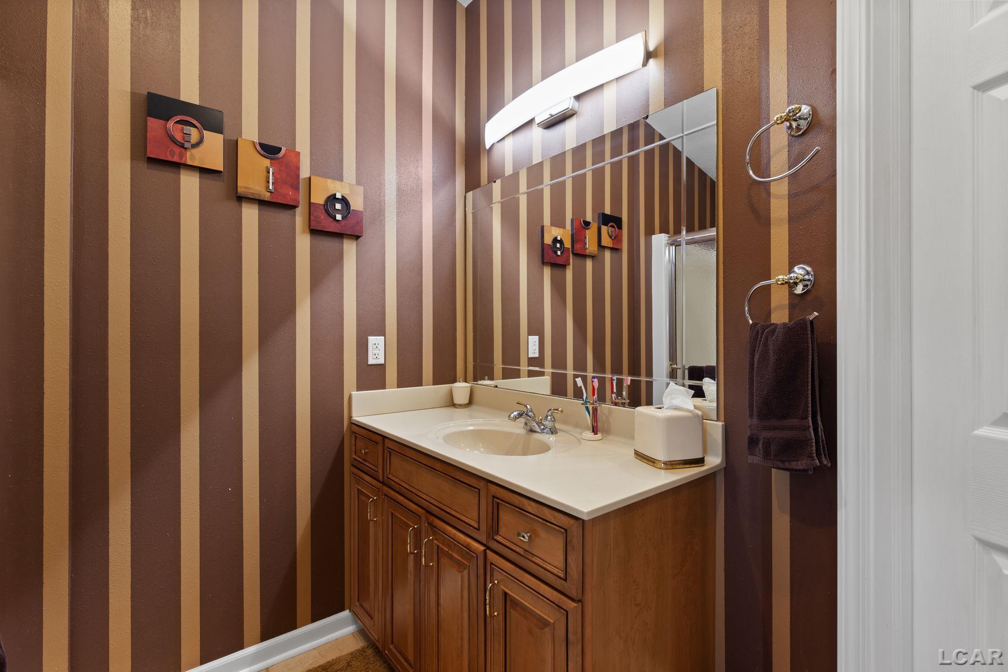 3564 Sapphire Drive, Adrian, MI, 49221