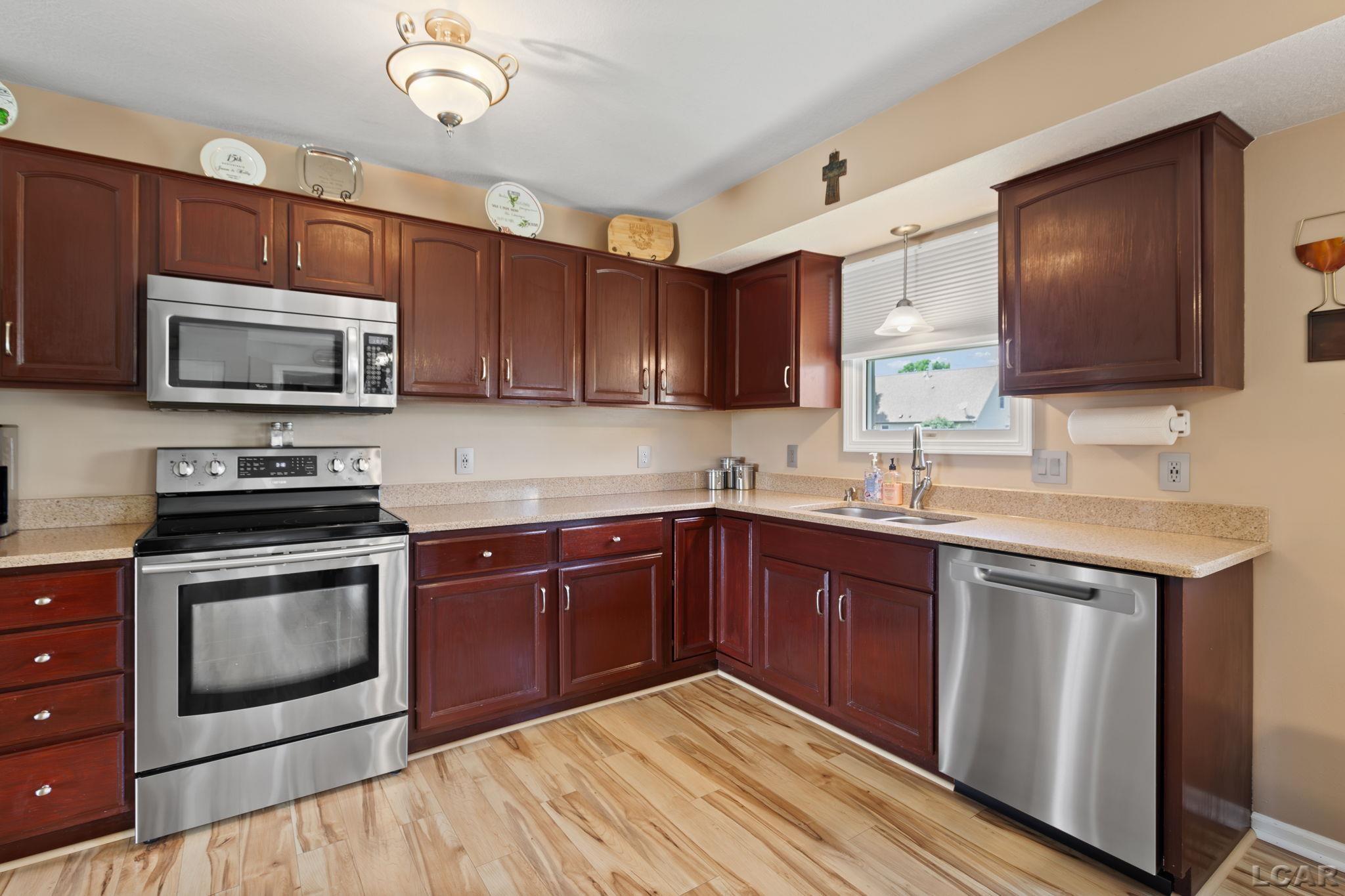 3564 Sapphire Drive, Adrian, MI, 49221