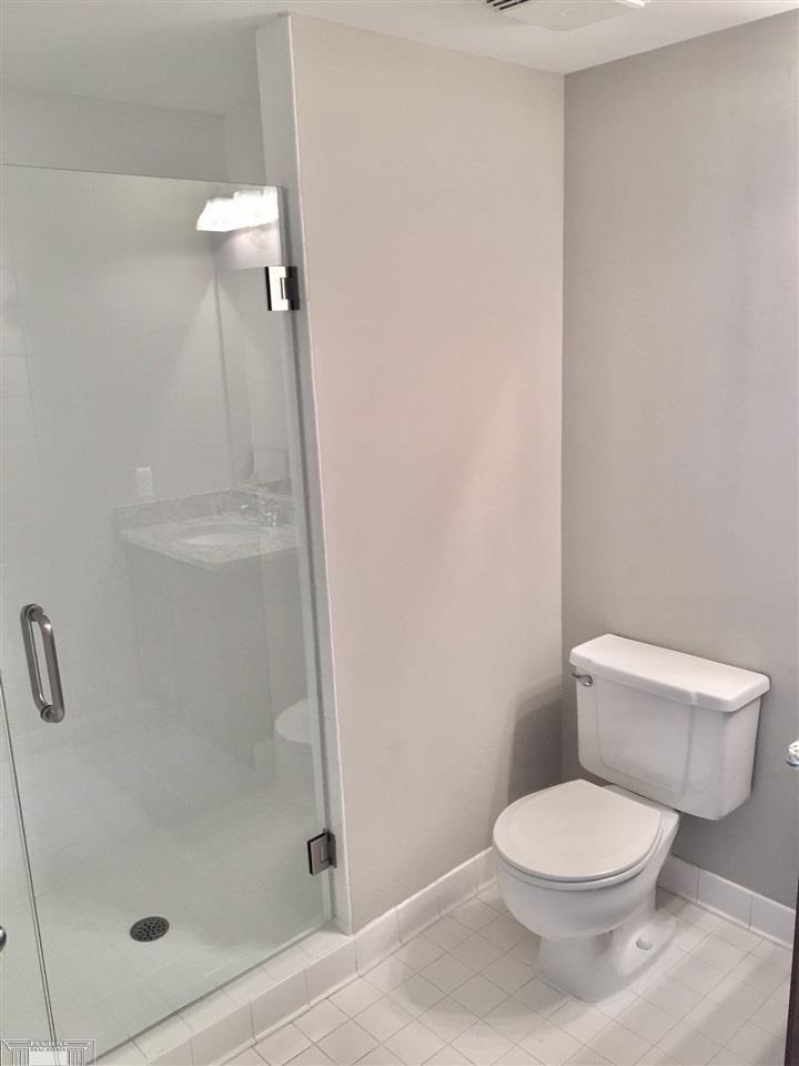 250 E Harbortown UNIT&nbsp;1006 Drive UNIT&nbsp;1006, Detroit, MI, 48207