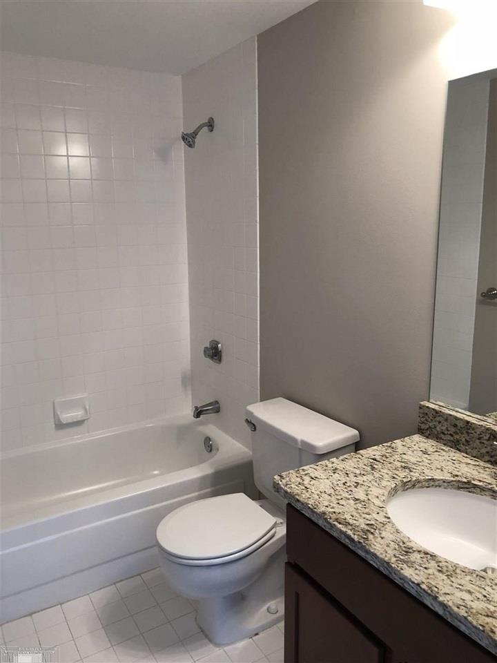 250 E Harbortown UNIT&nbsp;1006 Drive UNIT&nbsp;1006, Detroit, MI, 48207