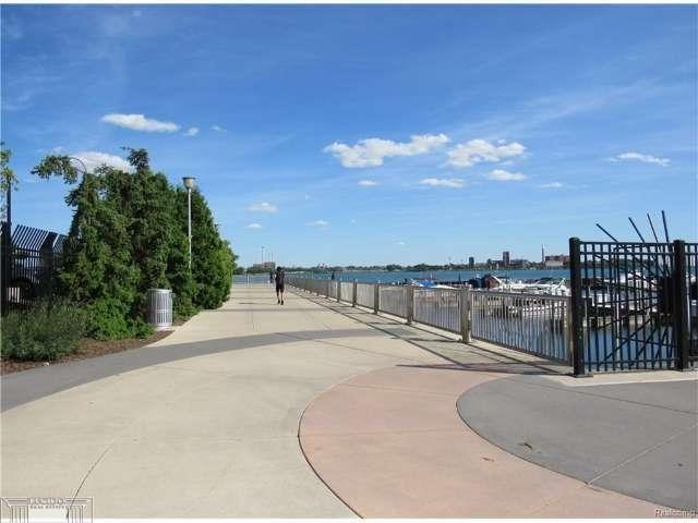 250 E Harbortown UNIT&nbsp;1006 Drive UNIT&nbsp;1006, Detroit, MI, 48207