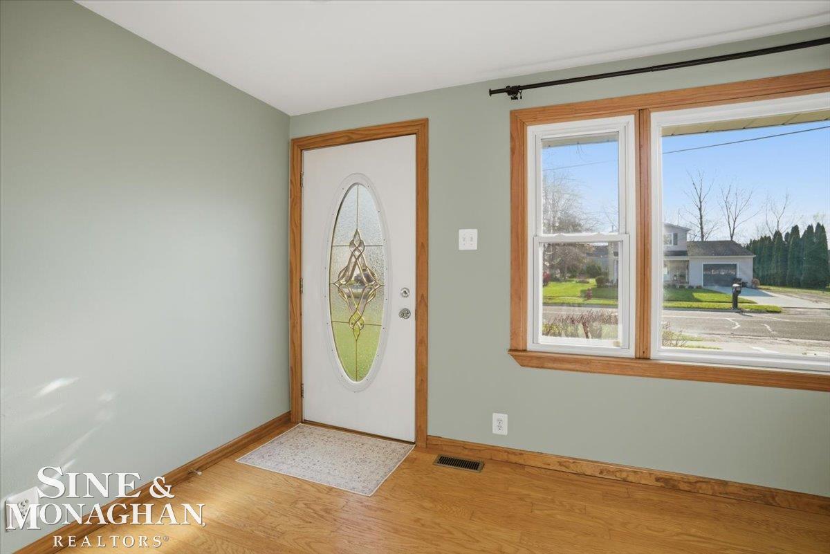 50 Carolina Avenue, Marysville, MI, 48040