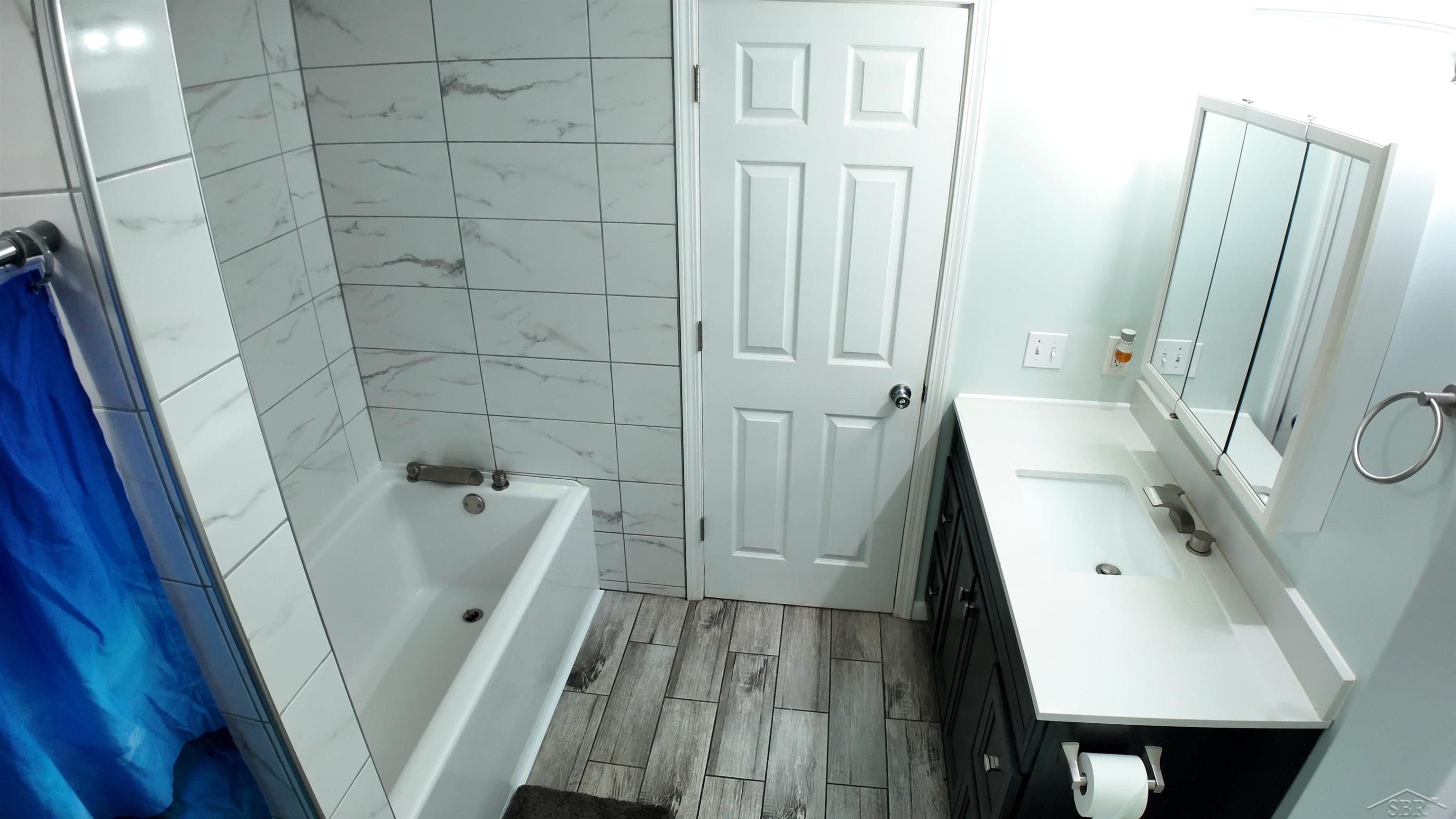 750 Lutzke Road, Saginaw, MI, 48609