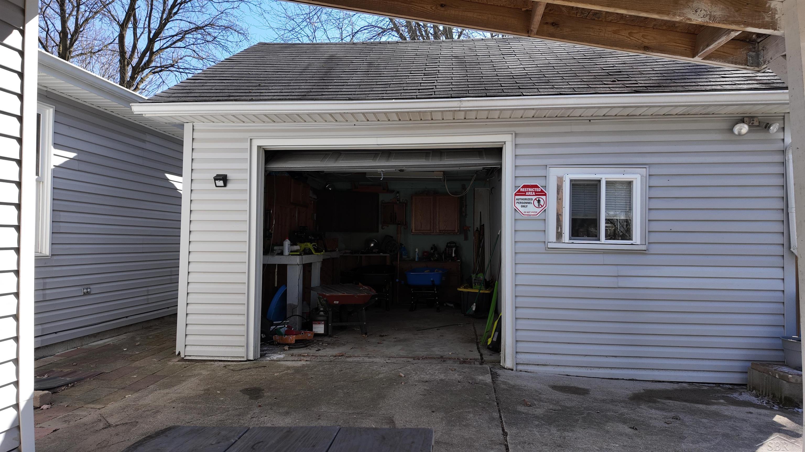 750 Lutzke Road, Saginaw, MI, 48609