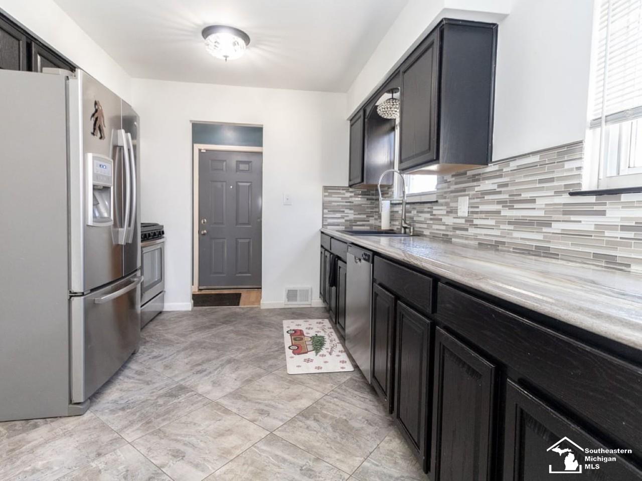 14810 Poplar Street, Southgate, MI, 48195