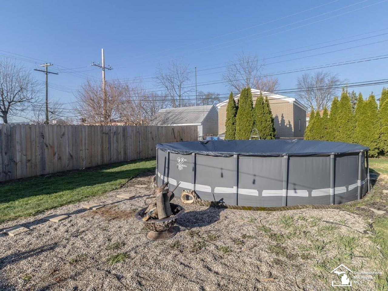 14810 Poplar Street, Southgate, MI, 48195