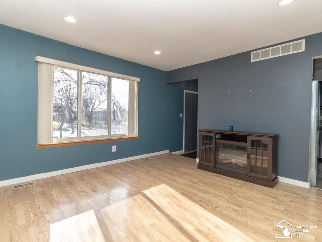 14810 Poplar Street, Southgate, MI, 48195