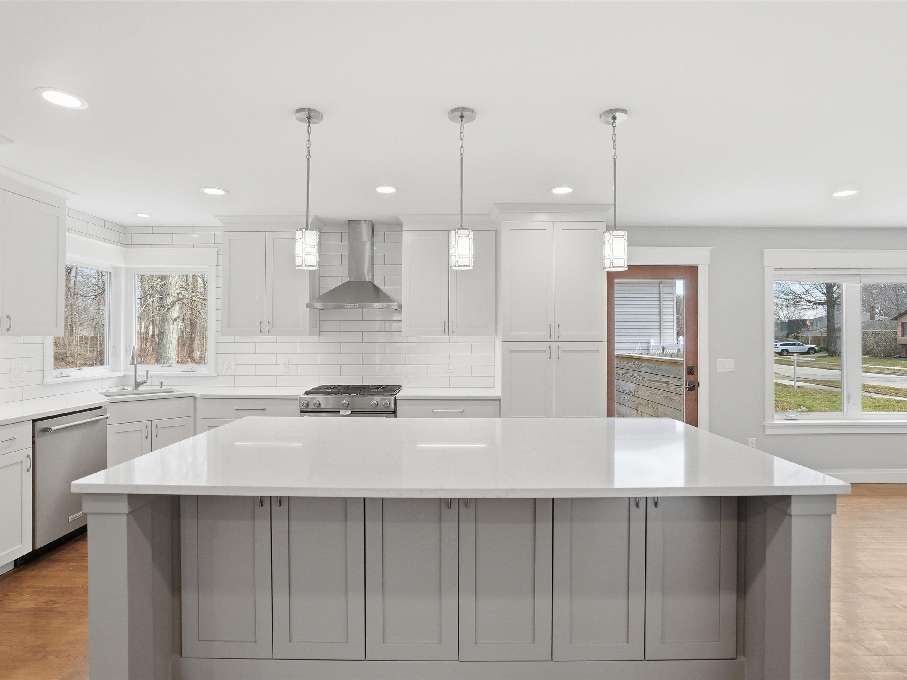 33120 Tall Pine Court, Chesterfield, MI, 48047