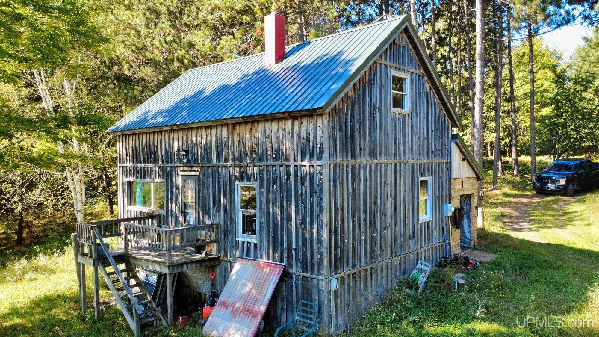 25307 Dover Road, Calumet, MI, 49913