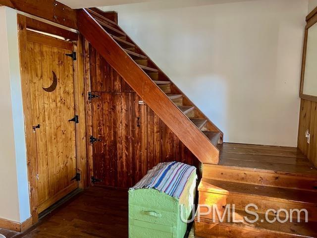 25307 Dover Road, Calumet, MI, 49913