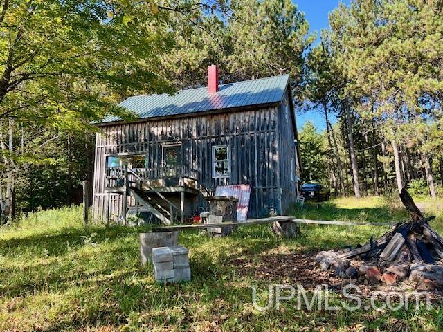 25307 Dover Road, Calumet, MI, 49913