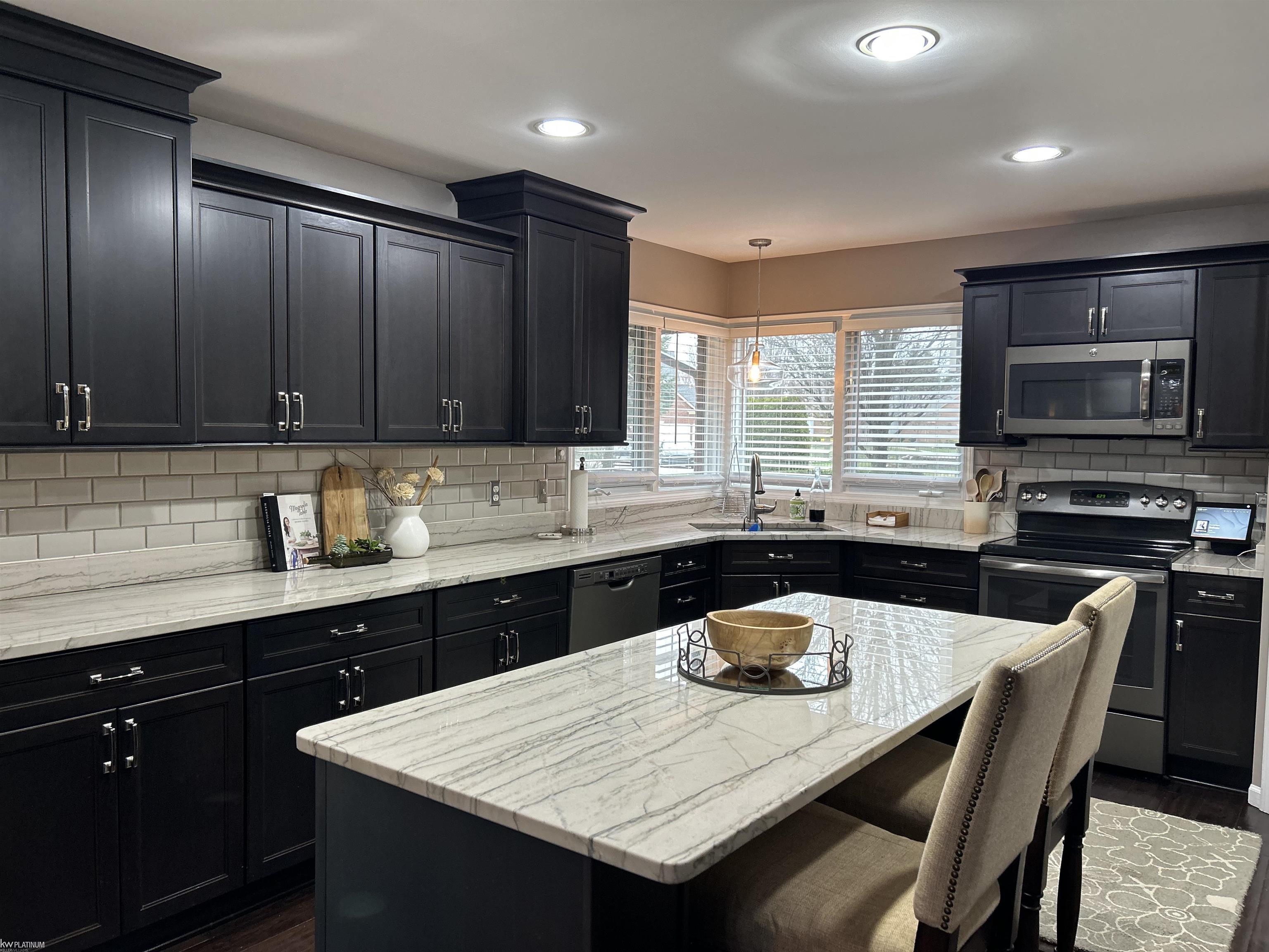 48283 Jester Drive, Macomb, MI, 48044