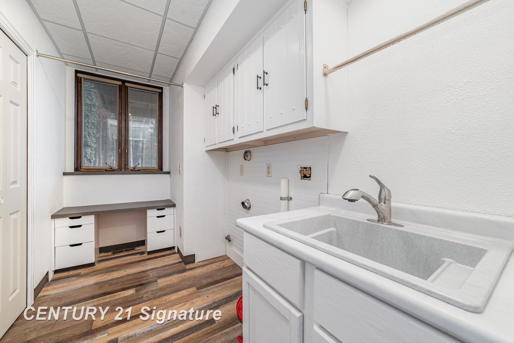 10363 Lakewood Drive, Saginaw, MI, 48609