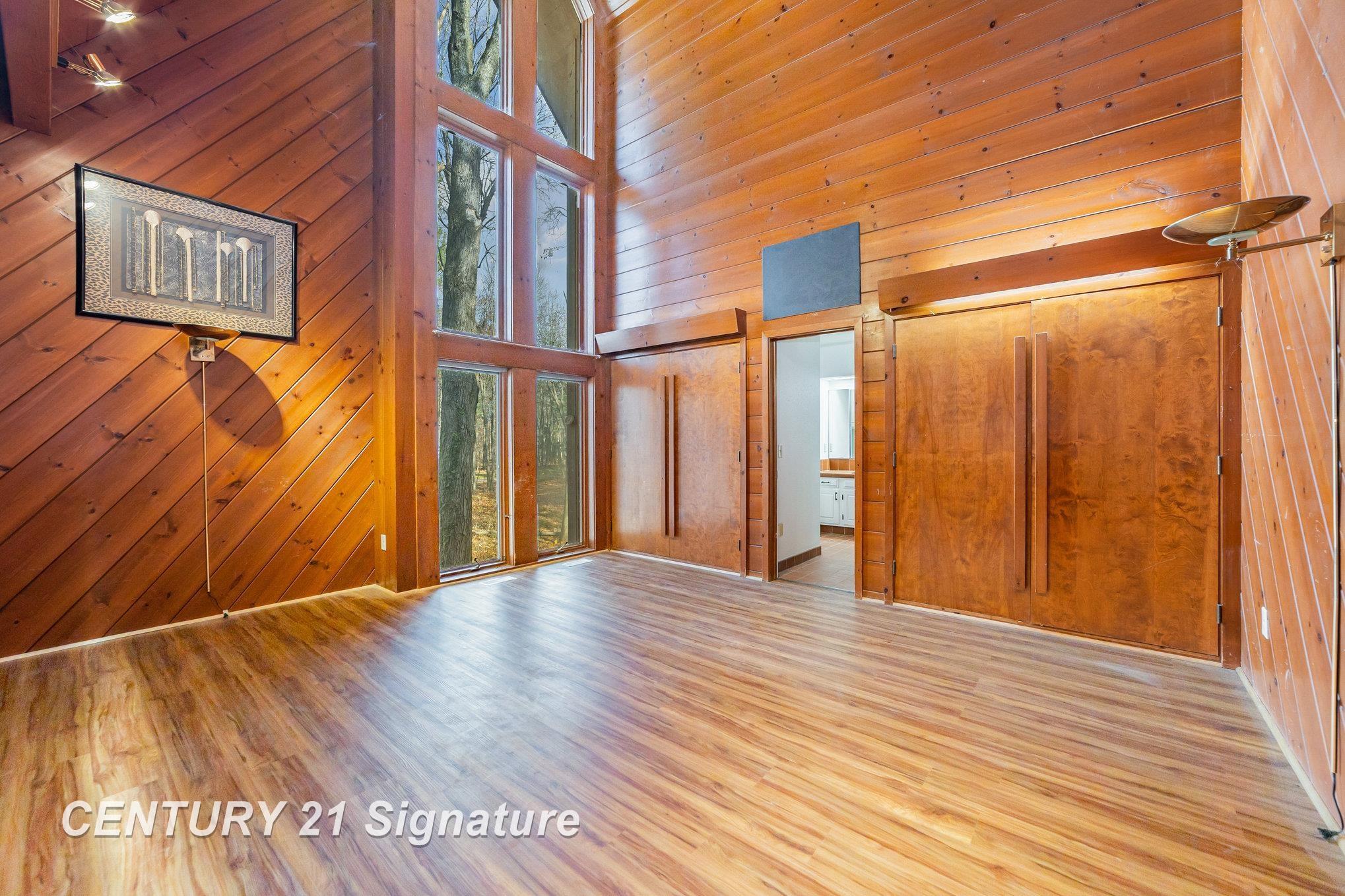 10363 Lakewood Drive, Saginaw, MI, 48609