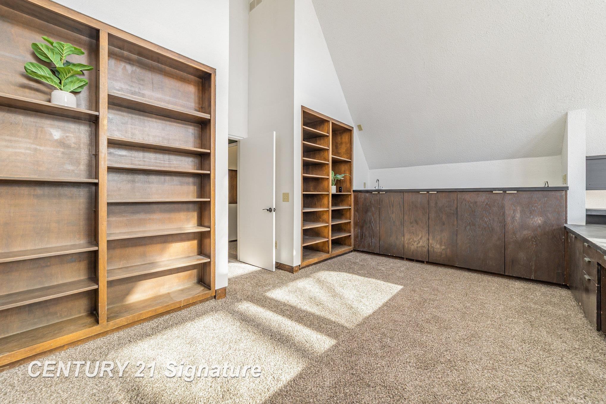 10363 Lakewood Drive, Saginaw, MI, 48609