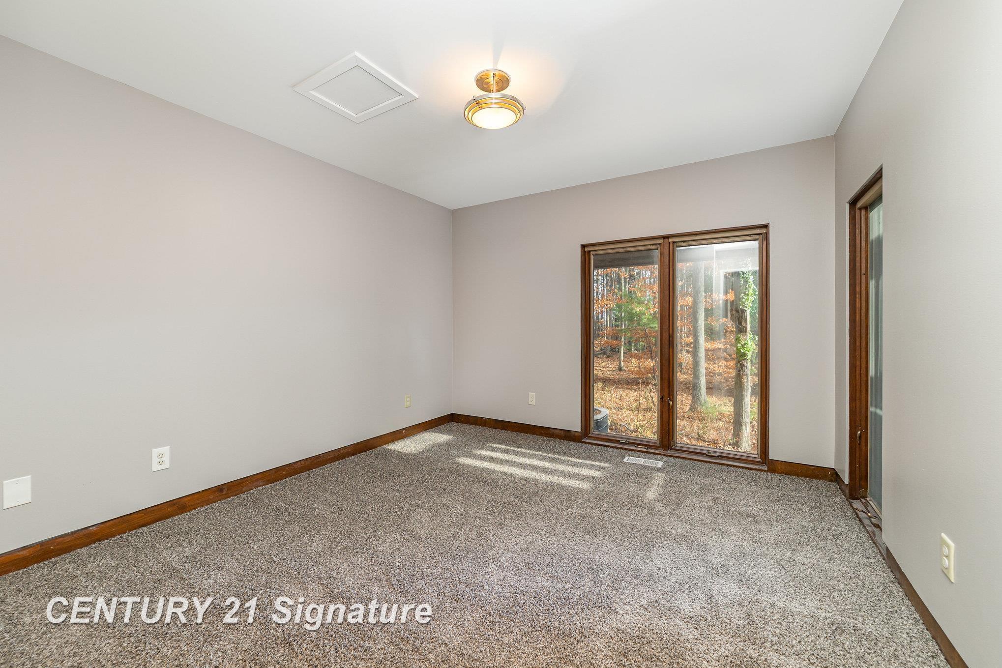 10363 Lakewood Drive, Saginaw, MI, 48609