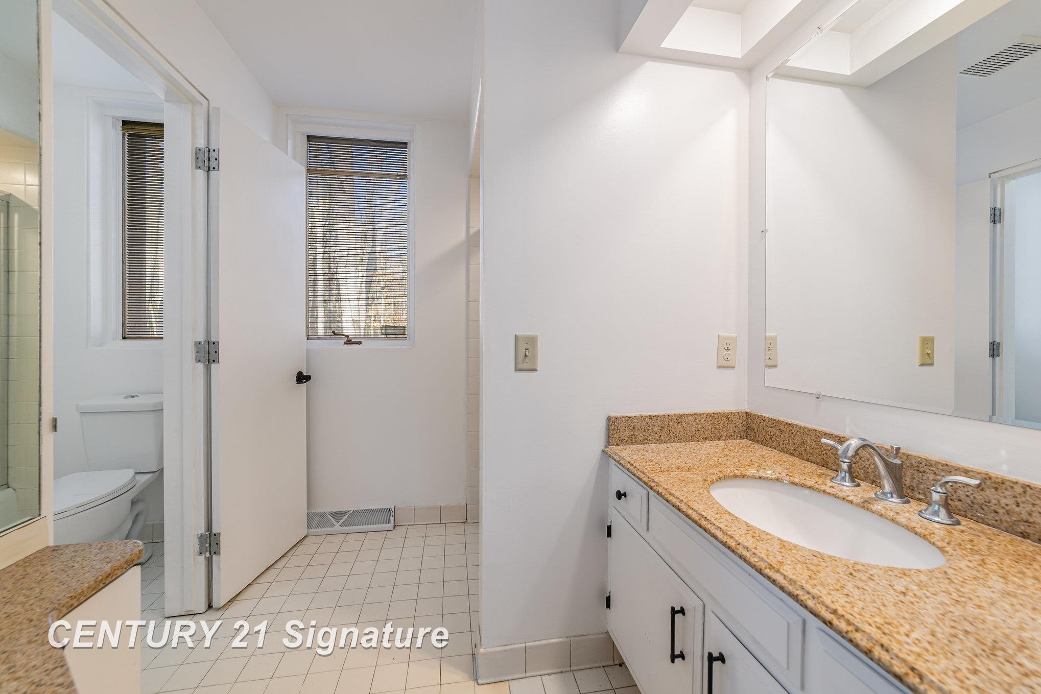 10363 Lakewood Drive, Saginaw, MI, 48609