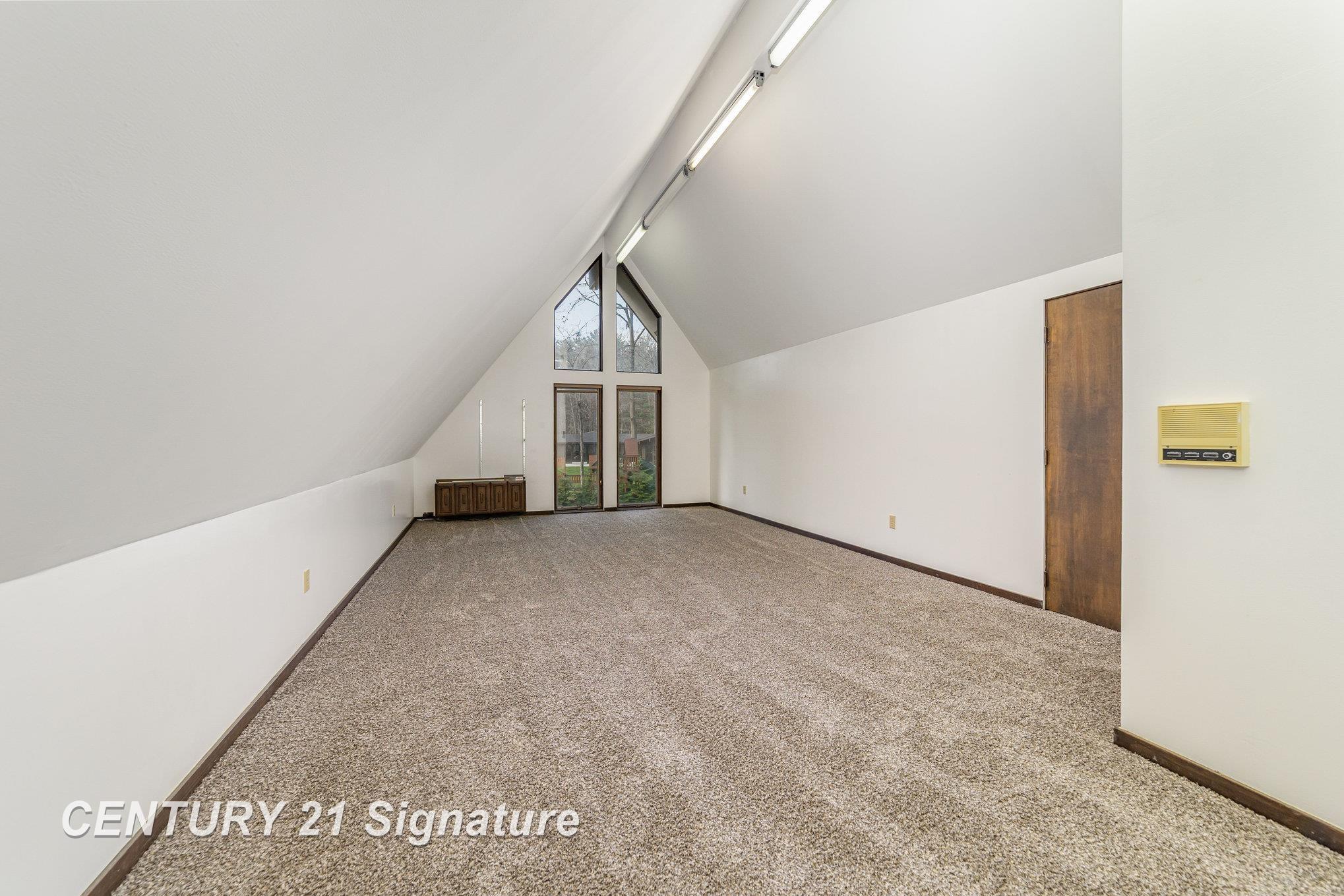 10363 Lakewood Drive, Saginaw, MI, 48609