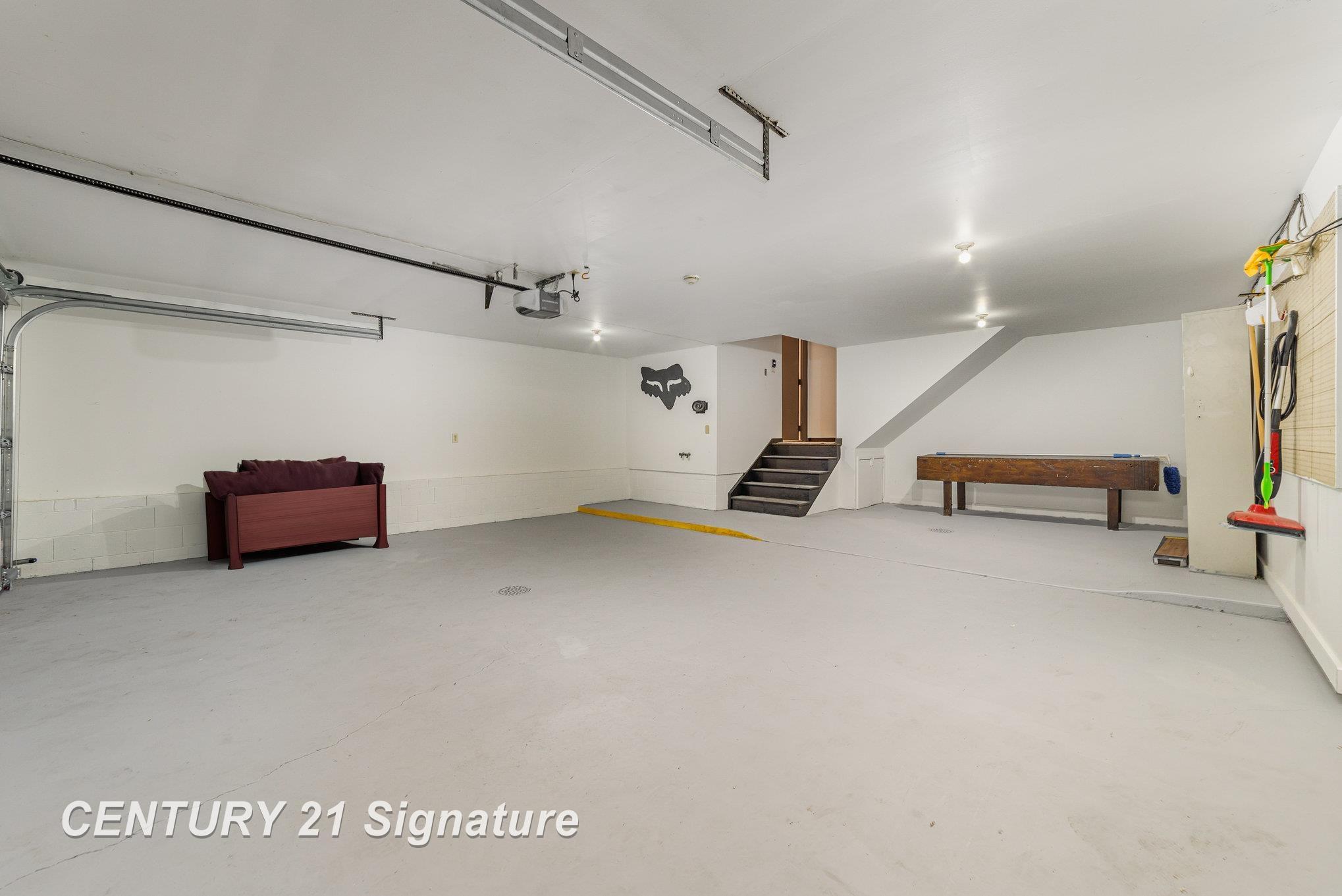 10363 Lakewood Drive, Saginaw, MI, 48609