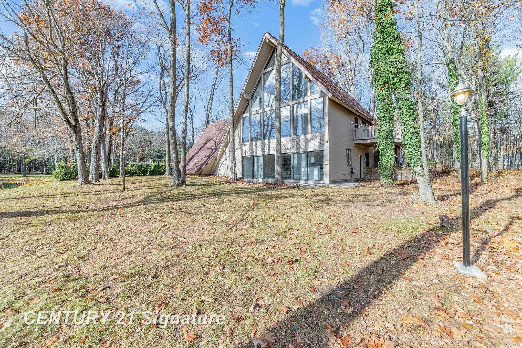 10363 Lakewood Drive, Saginaw, MI, 48609