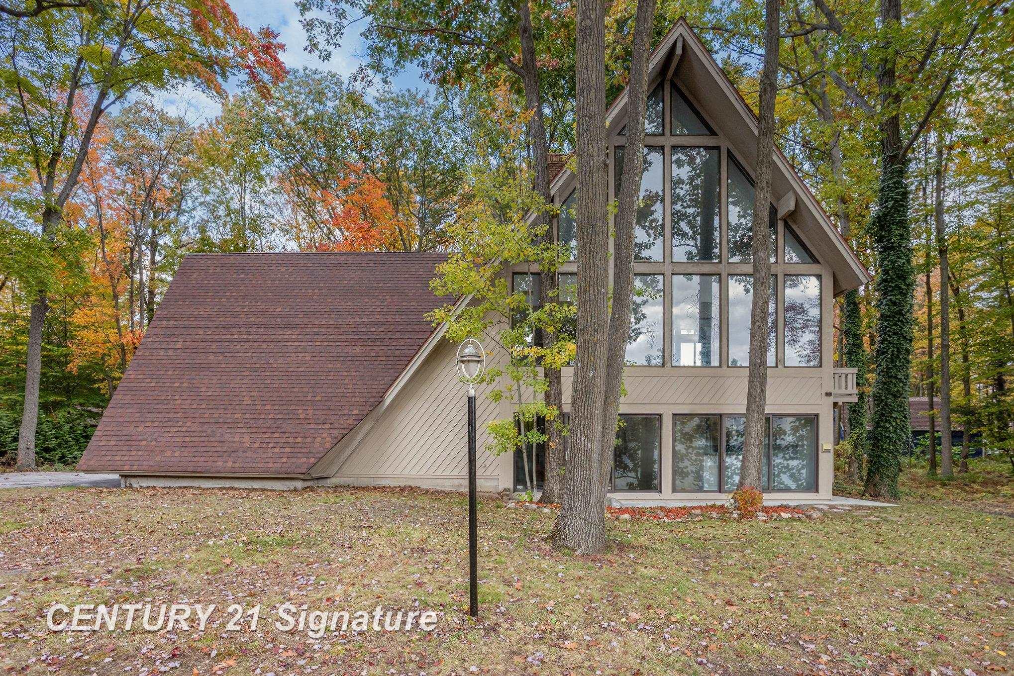 10363 Lakewood Drive, Saginaw, MI, 48609