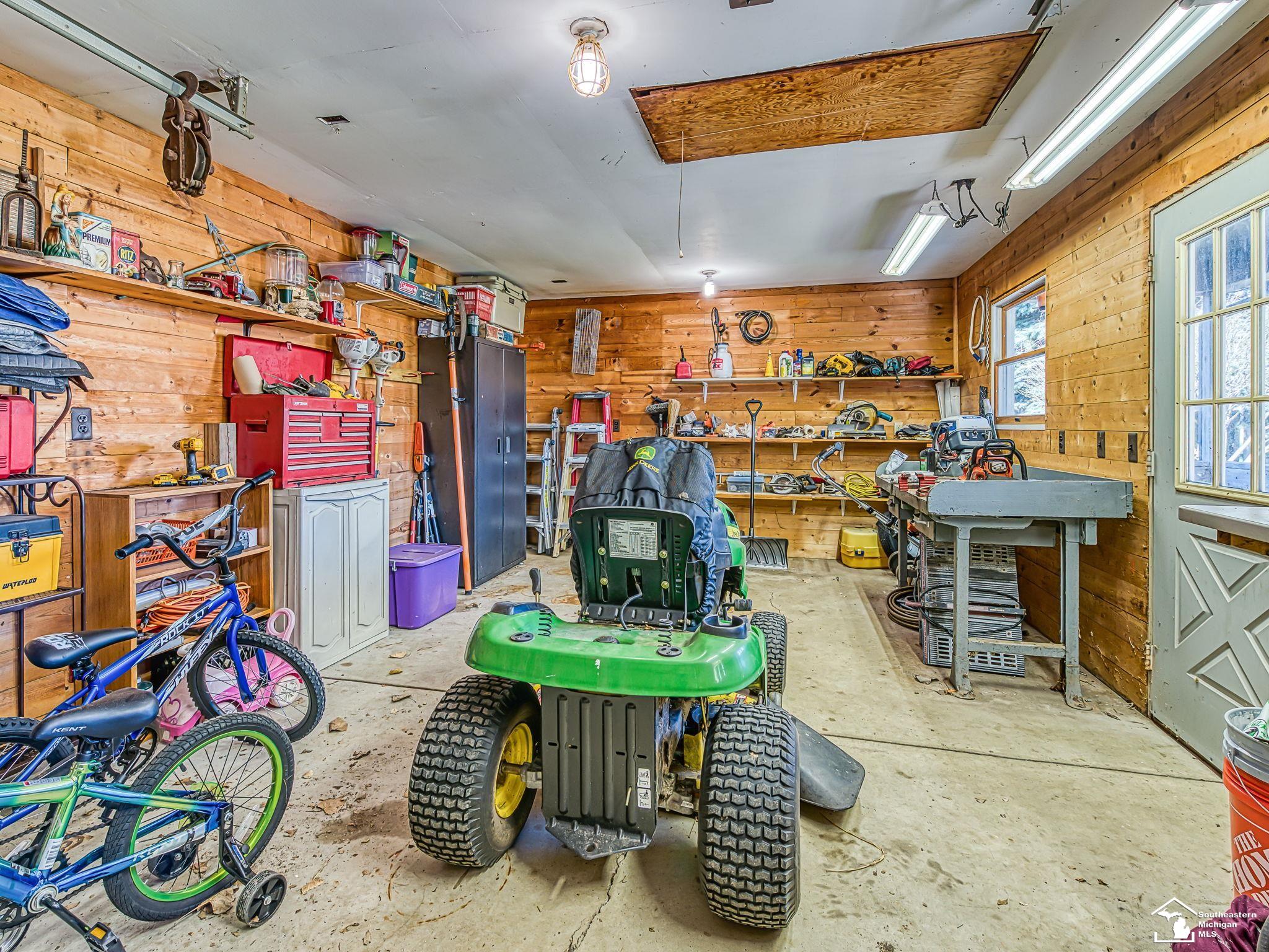 707 Donnalee Drive, Monroe, MI, 48162