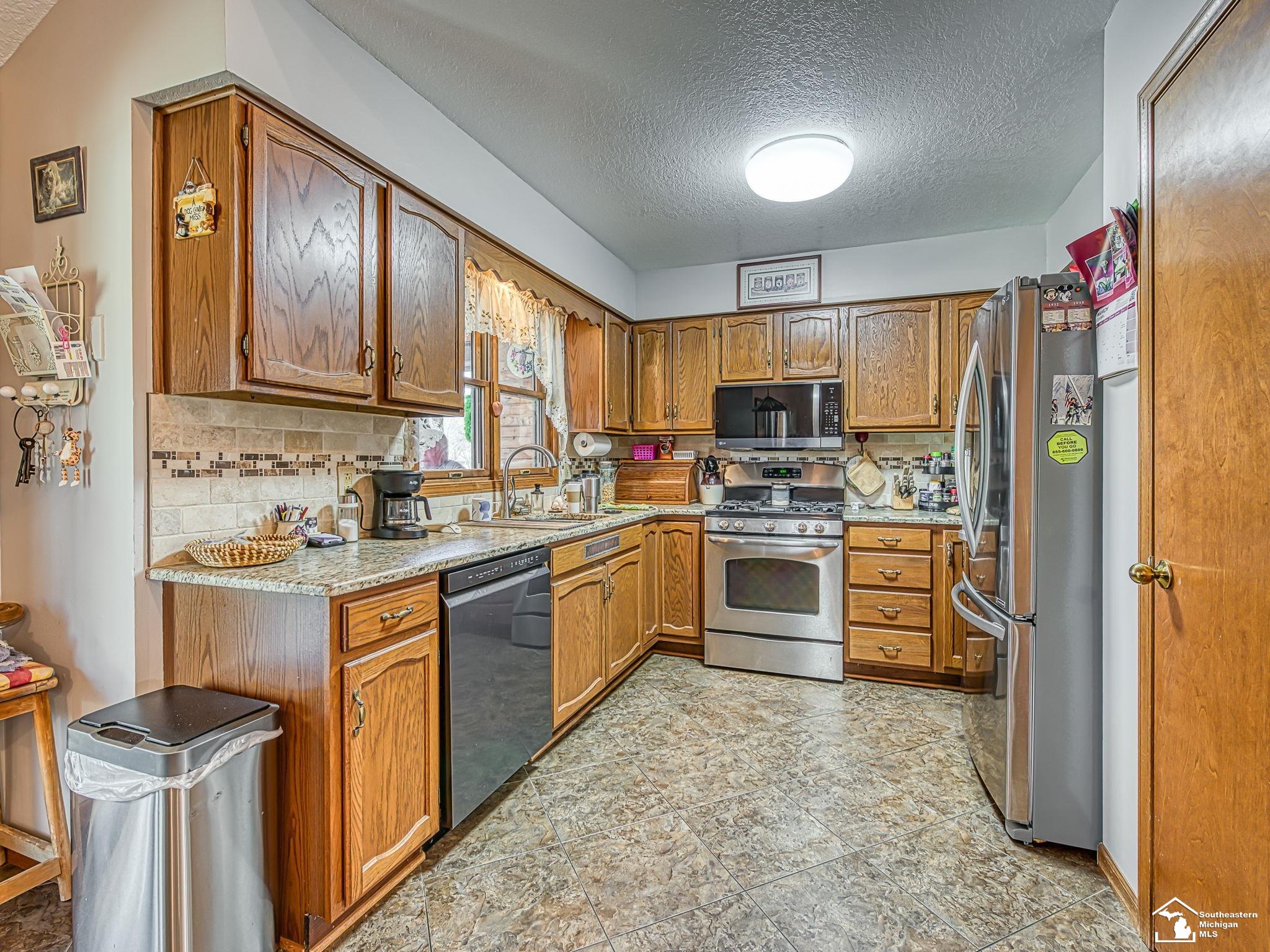 707 Donnalee Drive, Monroe, MI, 48162