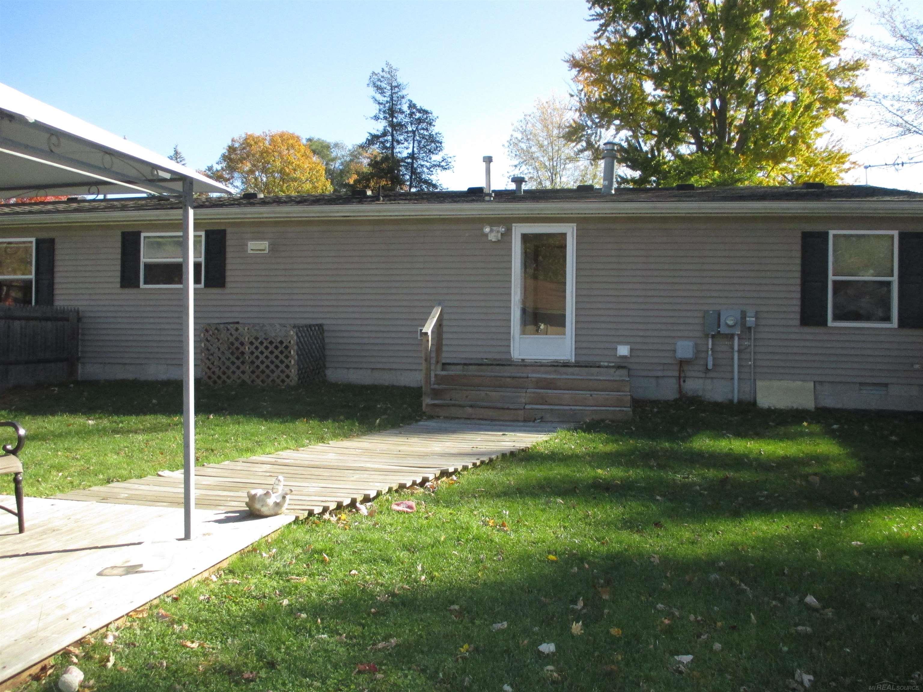 9642 Meadowbrook Street, Algonac, MI, 48001