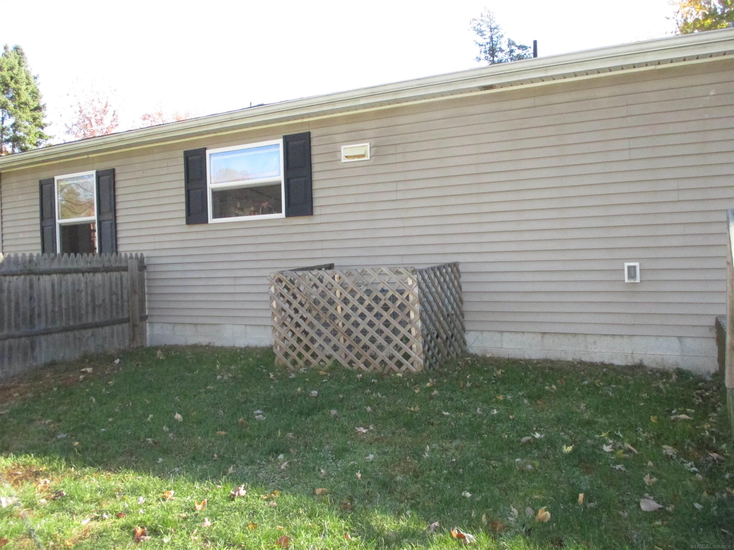 9642 Meadowbrook Street, Algonac, MI, 48001