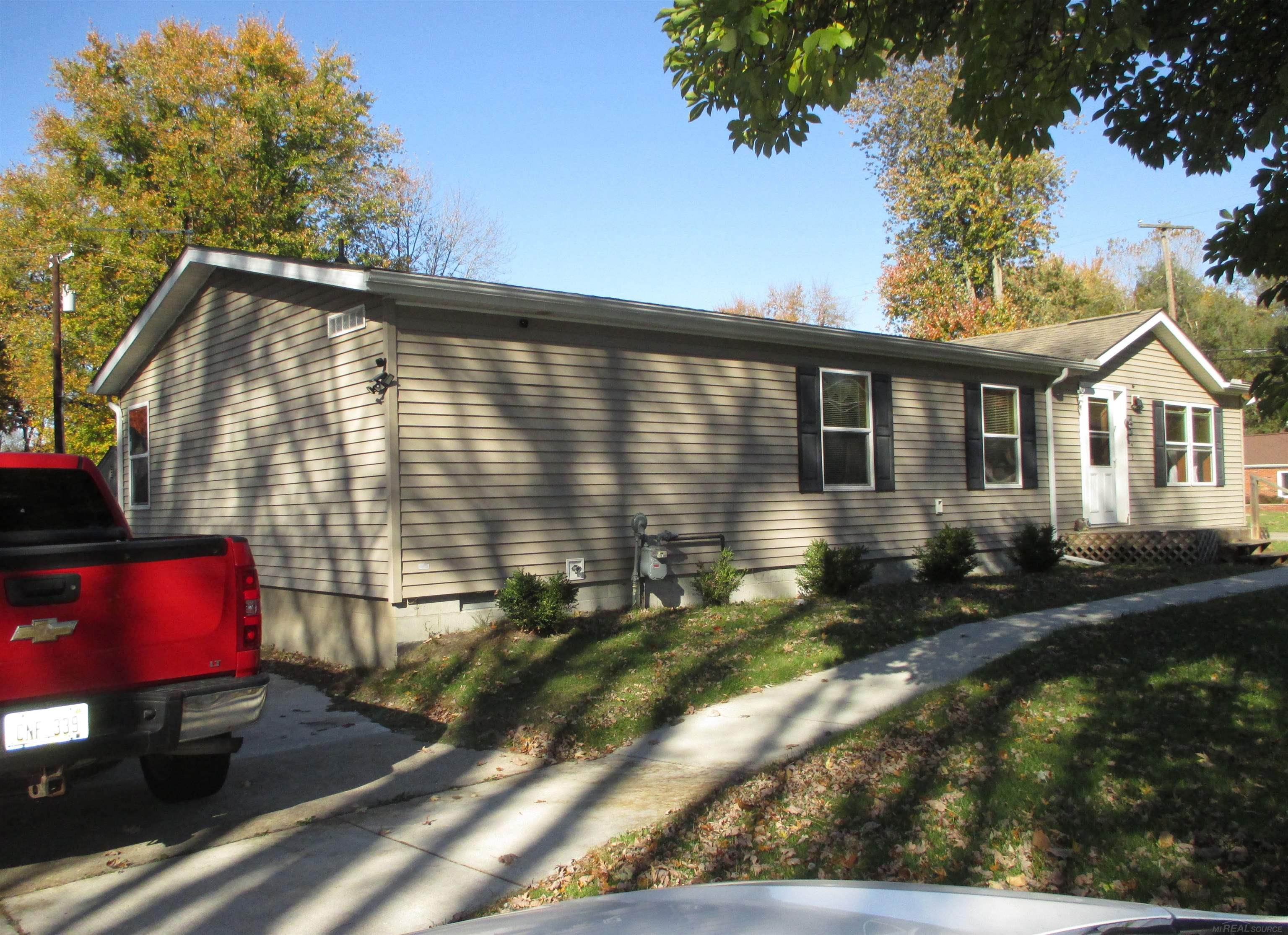 9642 Meadowbrook Street, Algonac, MI, 48001