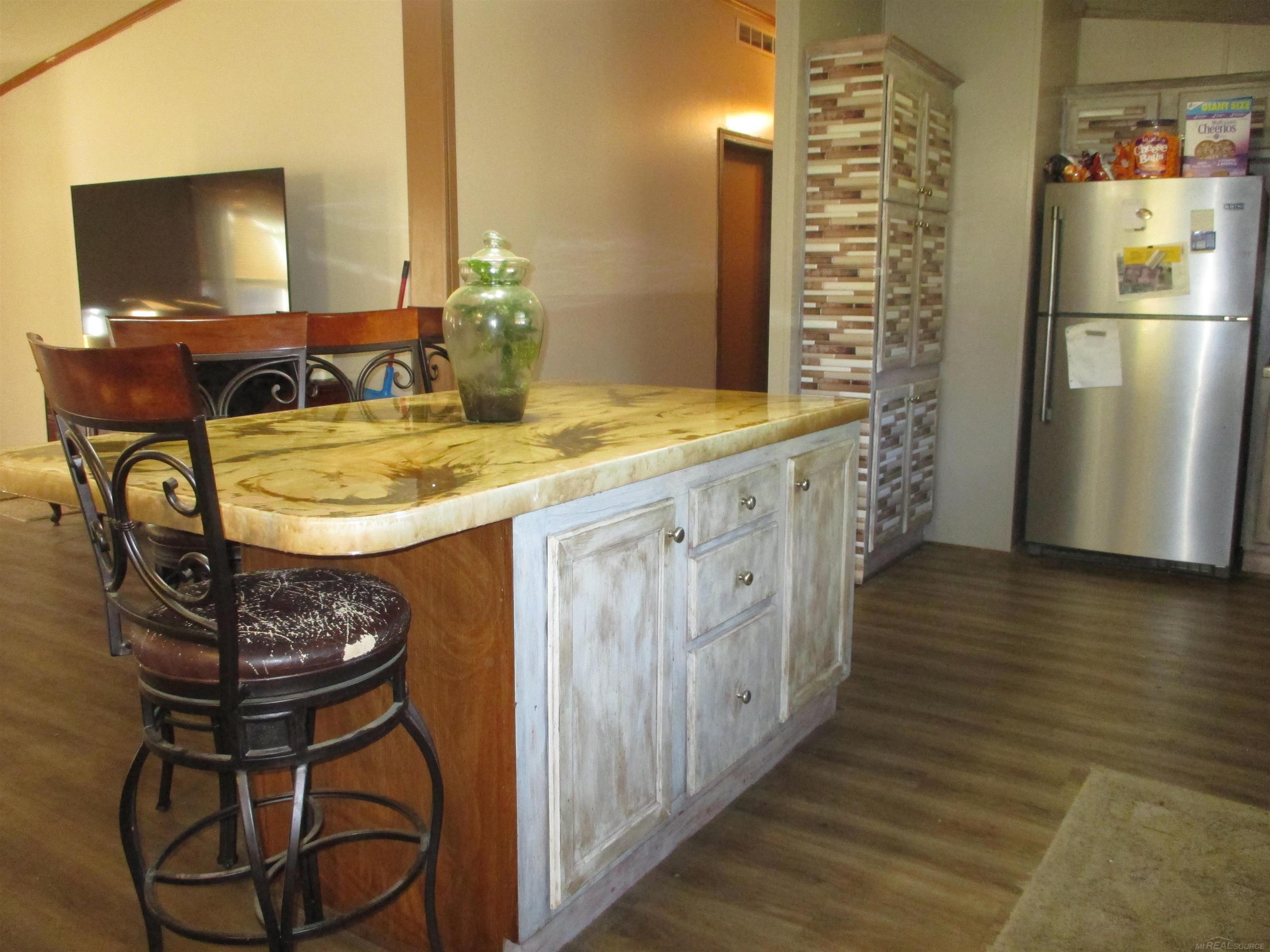 9642 Meadowbrook Street, Algonac, MI, 48001