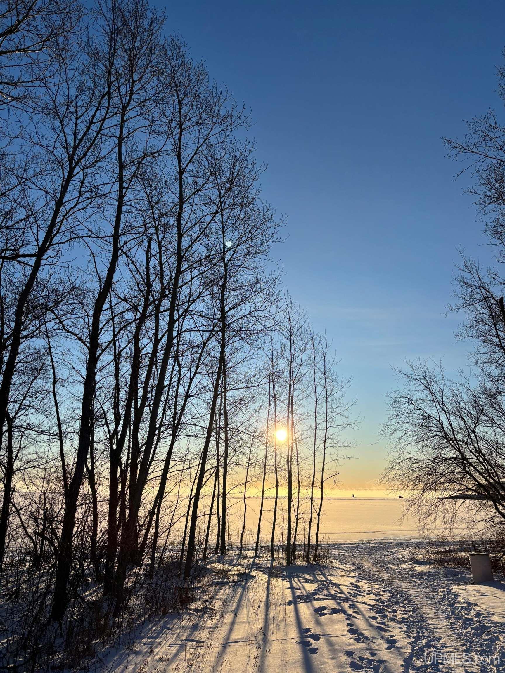 776 S Lakeshore Boulevard, Marquette, MI, 49855