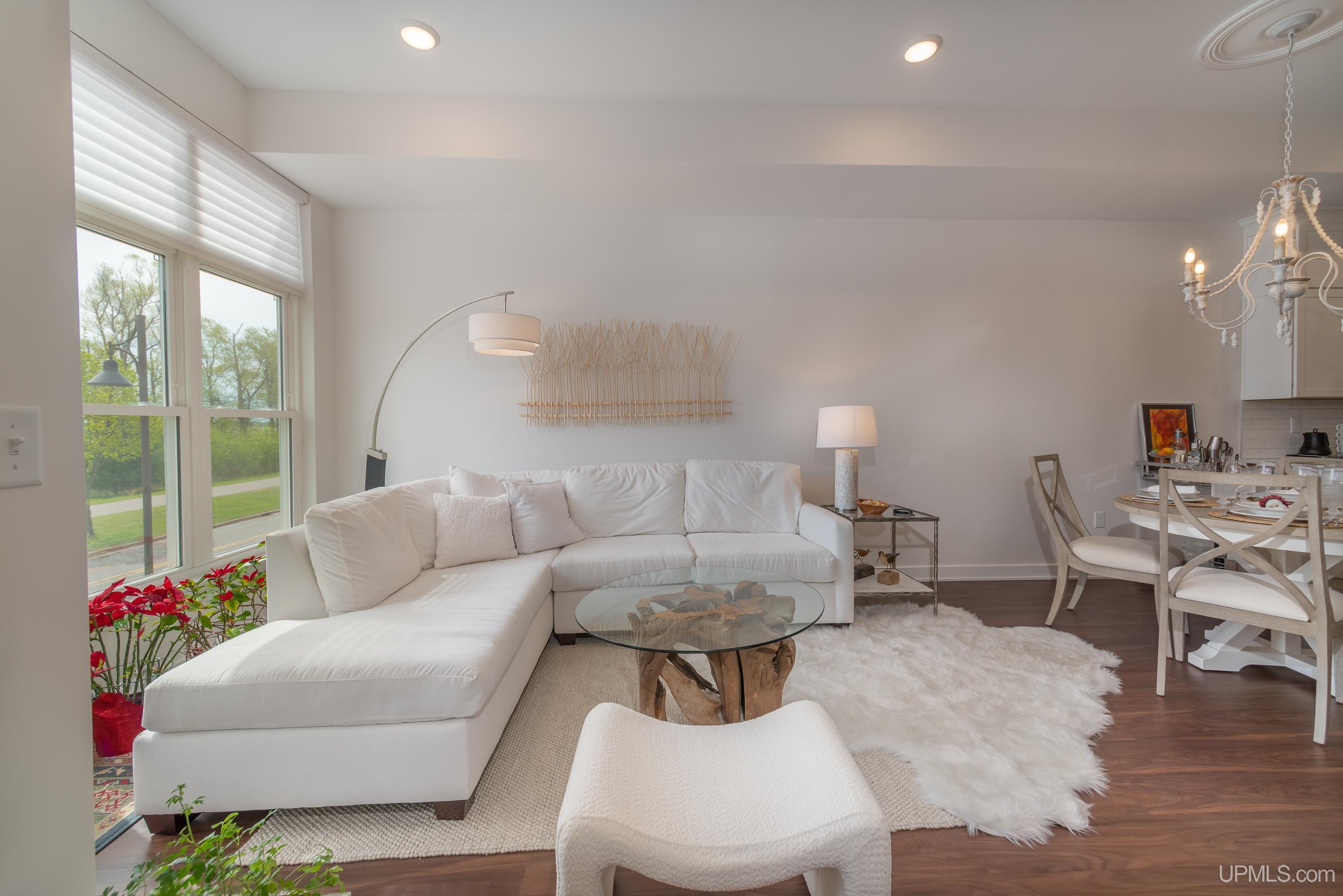 776 S Lakeshore Boulevard, Marquette, MI, 49855