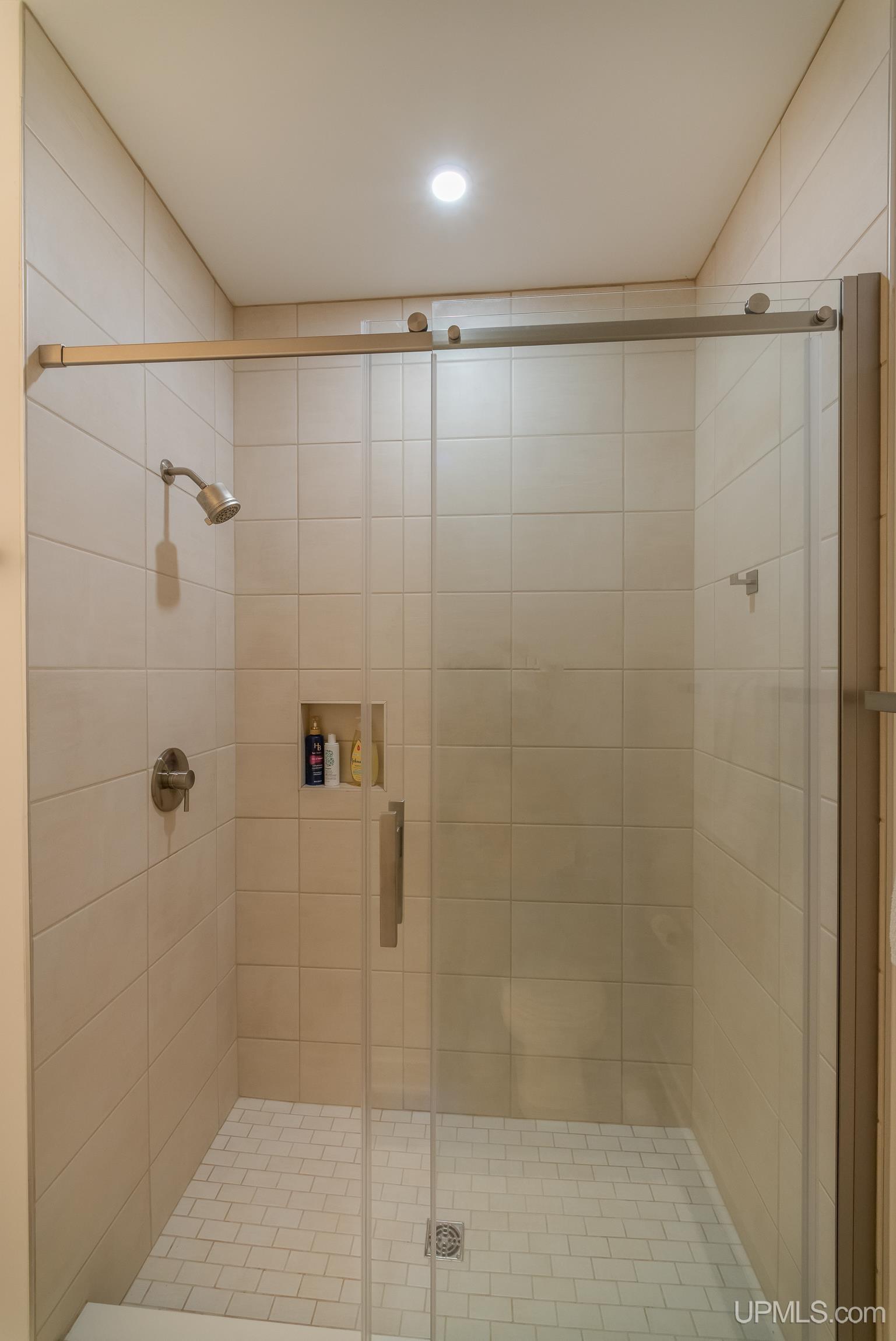 776 S Lakeshore Boulevard, Marquette, MI, 49855