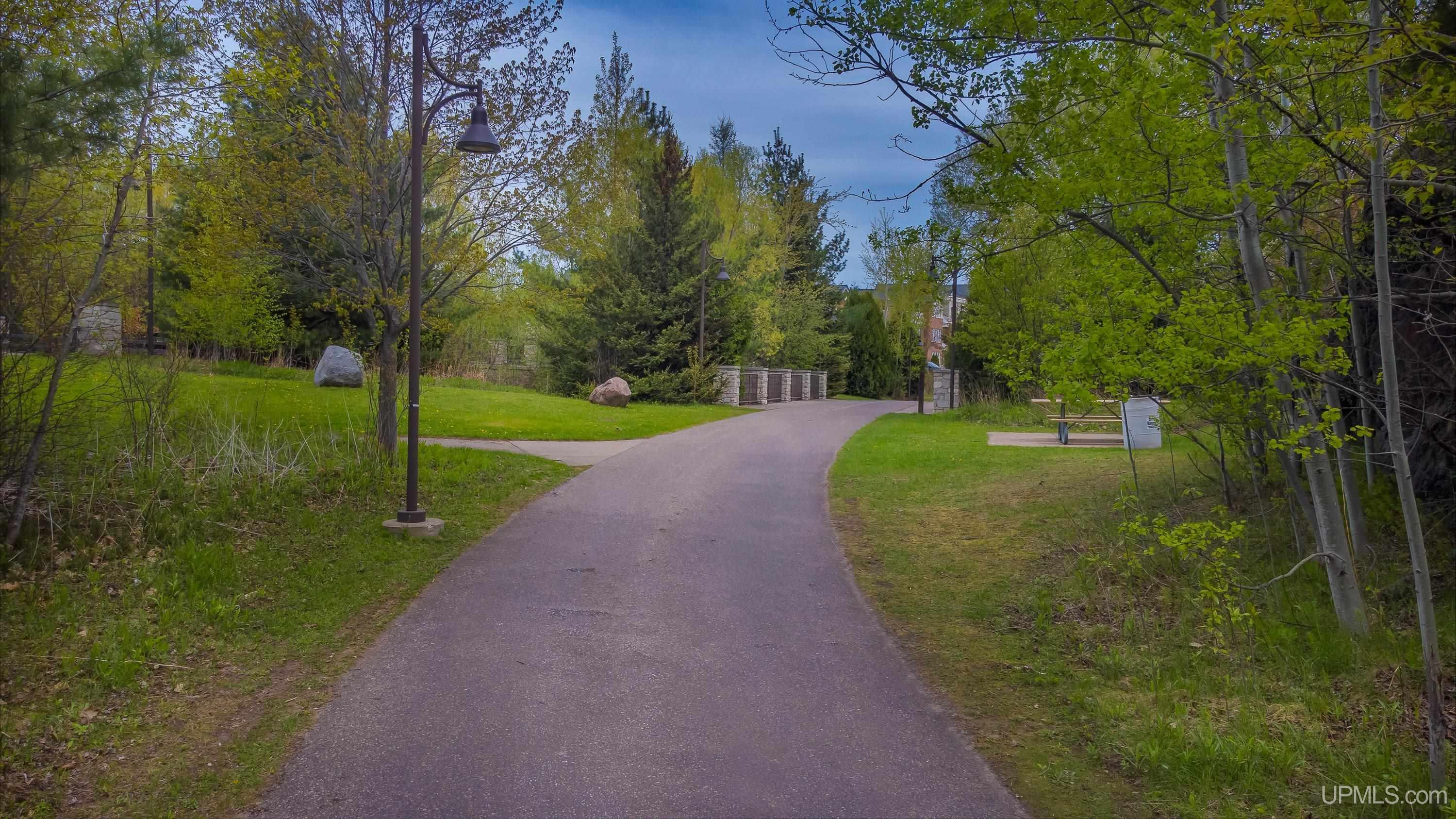 776 S Lakeshore Boulevard, Marquette, MI, 49855