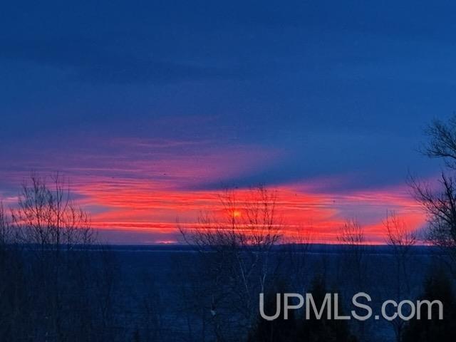 776 S Lakeshore Boulevard, Marquette, MI, 49855