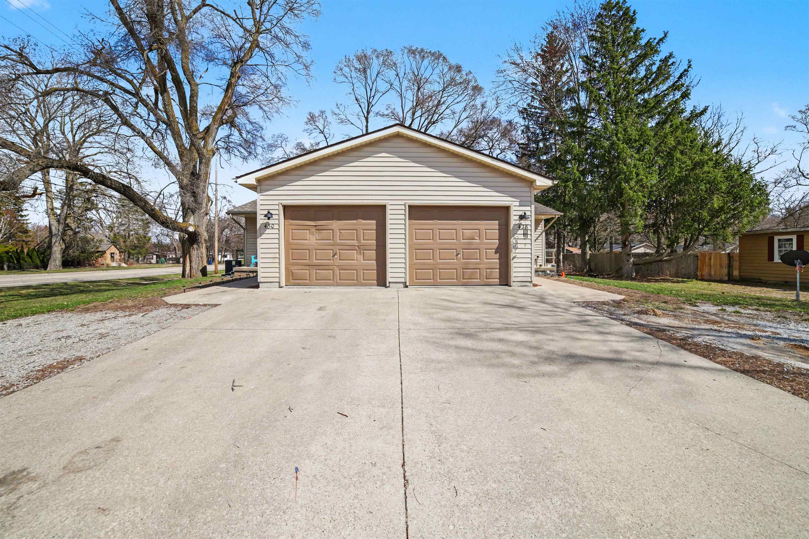 428/430 Hemlock Street, Midland, MI, 48642-6045