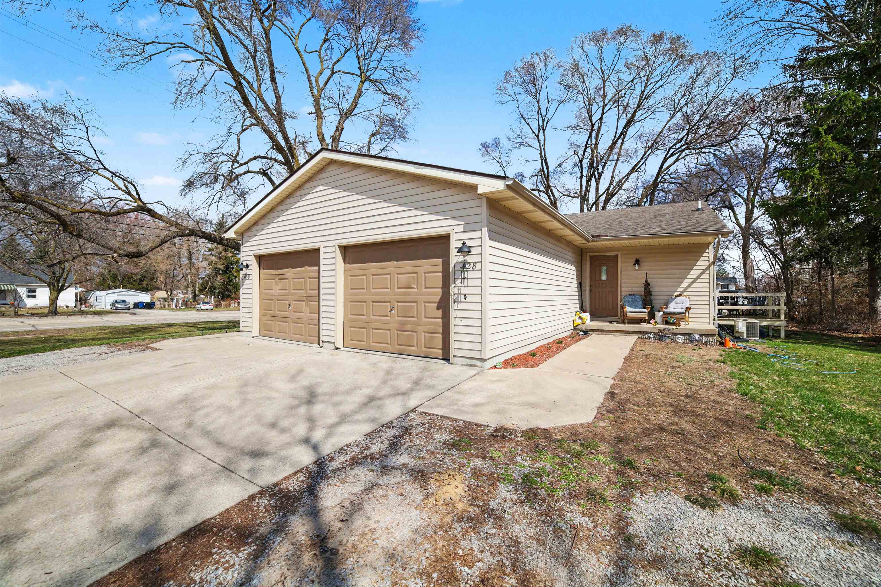 428/430 Hemlock Street, Midland, MI, 48642-6045